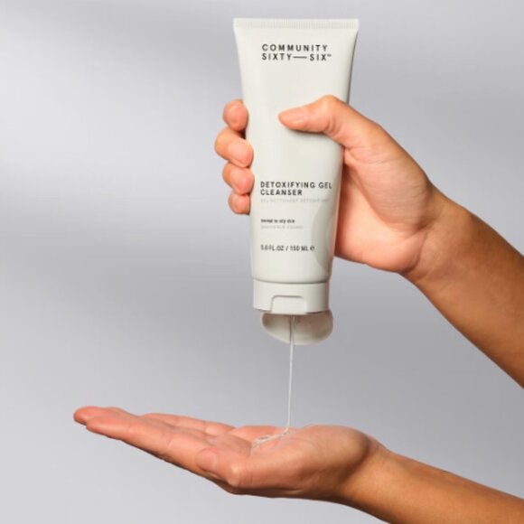🔥3/$30 NIB Community Sixty-Six Detoxifying AHA/BHA Gel Cleanser Full Size 5 Oz - Picture 1 of 5